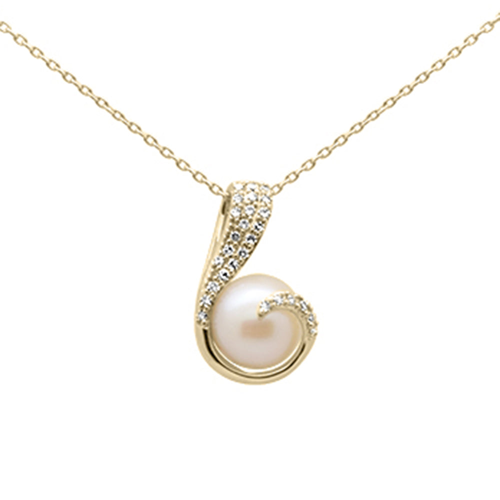 Muse Jewelry .13ct G SI 14K Yellow Gold Diamond Pearl Pendant Necklace